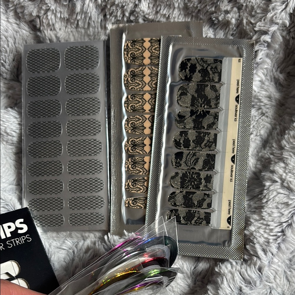 Black and Gold Nail Art Strips